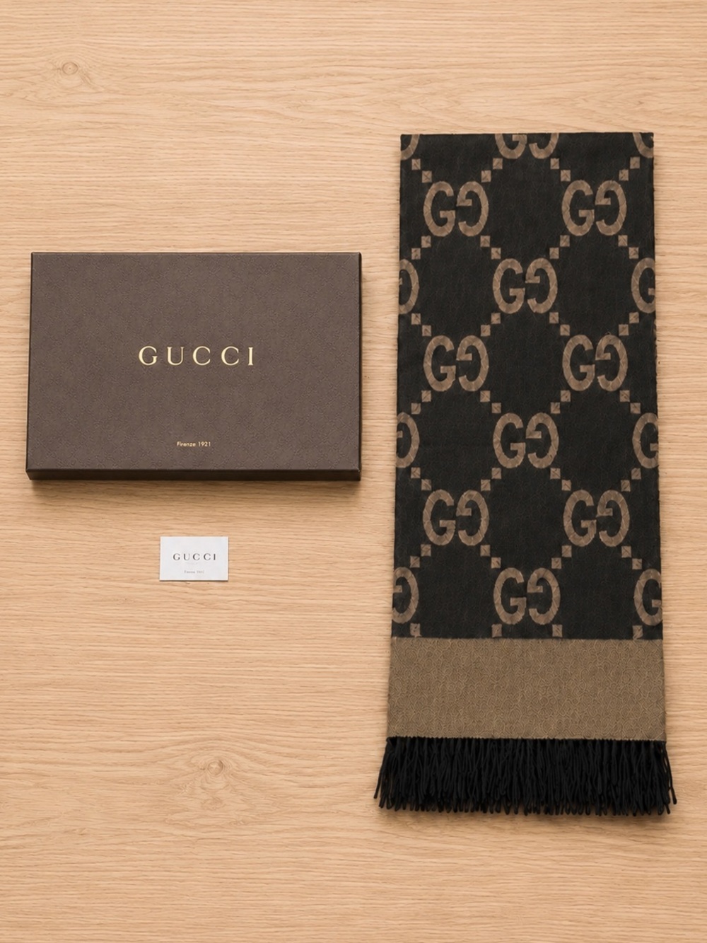 Authentic Gucci Firenze 1921 GG Monogram Wool and Cashmere Throw Blanket 72 x 56
